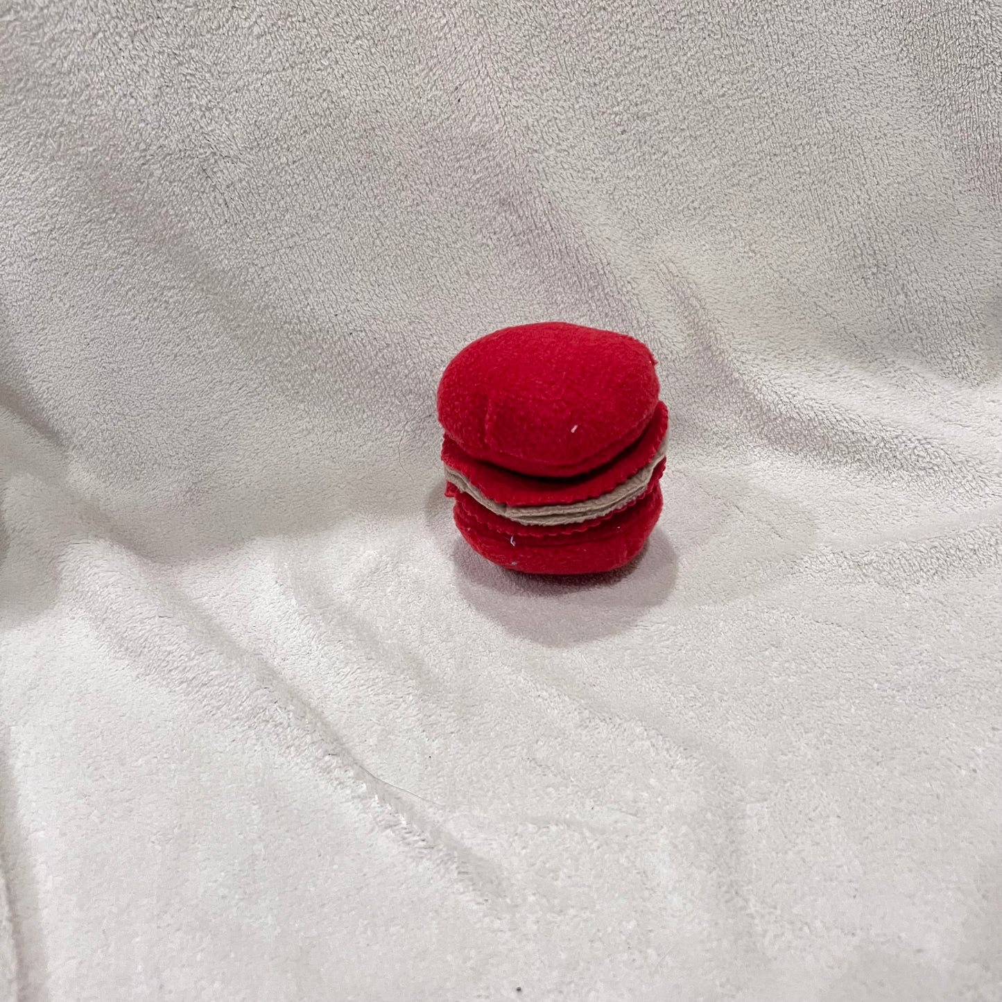 Mini Macaron red latte