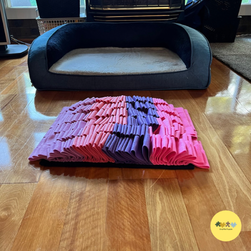 Looped snuffle mat