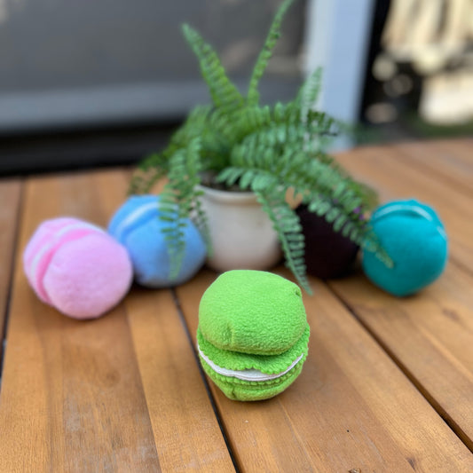 Mini Macaron light green